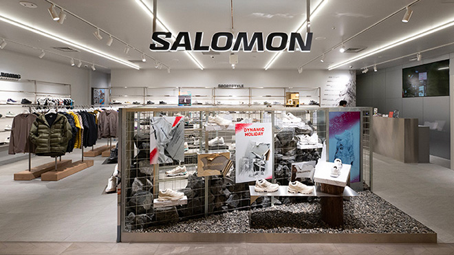 直営店の増加、DtoC戦略強化を見据えたOMOサービス導入であらゆる顧客満足を実現～スタッフ向け接客支援システム導入事例～ イメージ