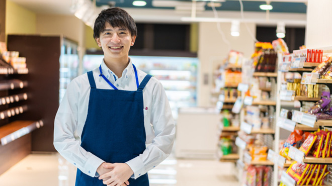 売場担当の男性のイメージ画像