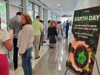 オフィス内緑化活動