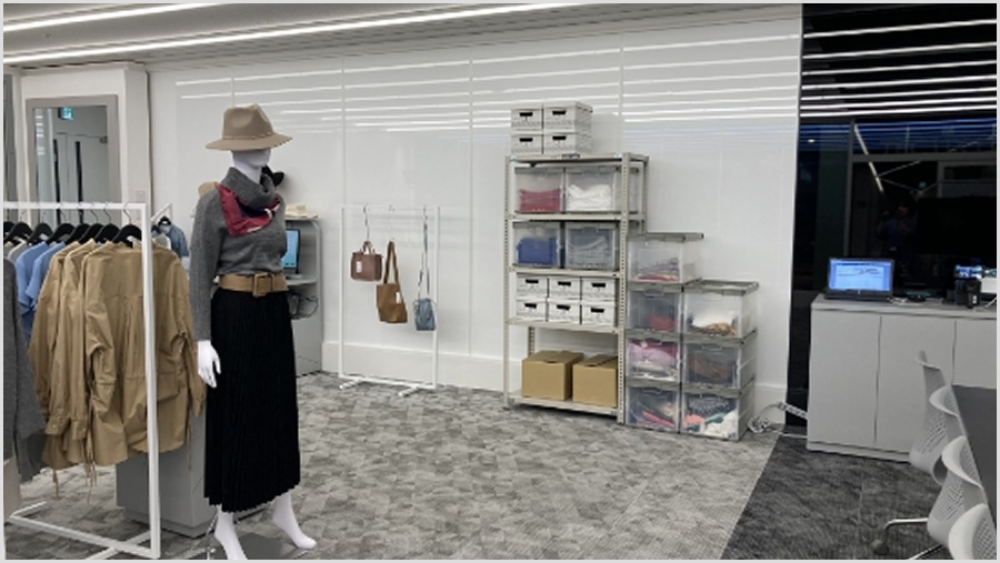 ハンドリーダーから大型のトンネルゲートなどRFID機器をいつでも体験できる貴重なコーナー