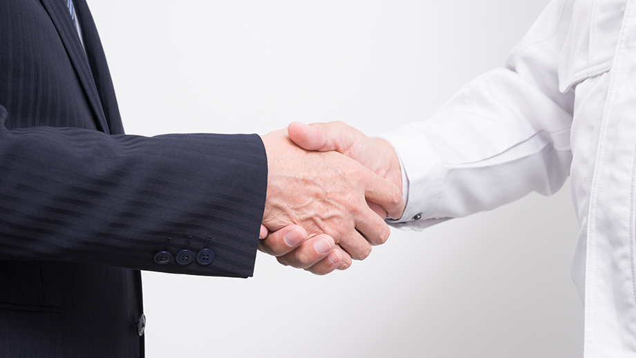 握手のイメージ画像