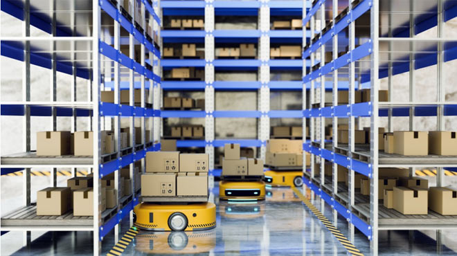 物流倉庫で荷物を運ぶロボット