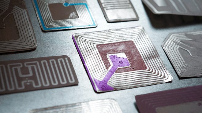 様々な種類のRFタグのイメージ画像