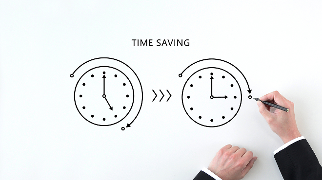 RFID導入による棚卸時間短縮を表現した時計イラスト。従来作業と比べて効率化し、物流や在庫管理での時間削減効果を示す図解