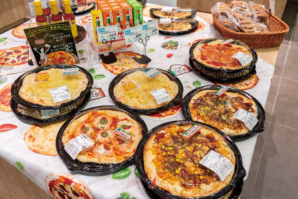 生地から店内で製造した焼きたてのピザのイメージ画像