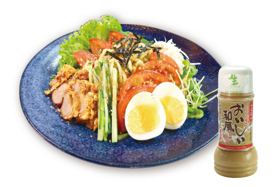名物ラーメンサラダとドレッシングのイメージ画像