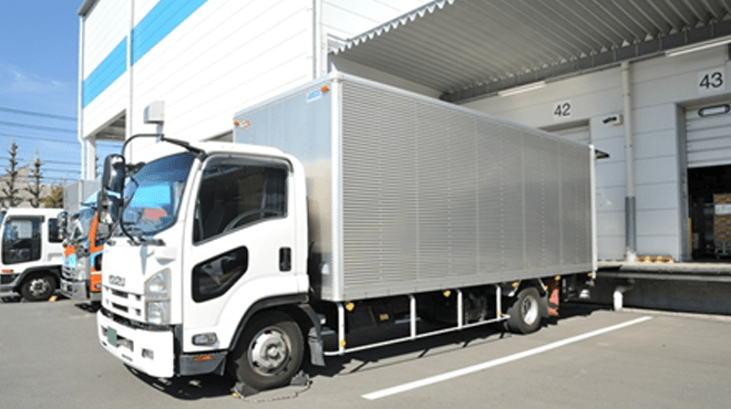 ドライバー不足が深刻化する中、「物流の2024年問題」